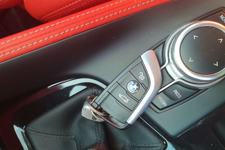 宝马X2 2022款 sDrive25i M运动套装中控内饰11