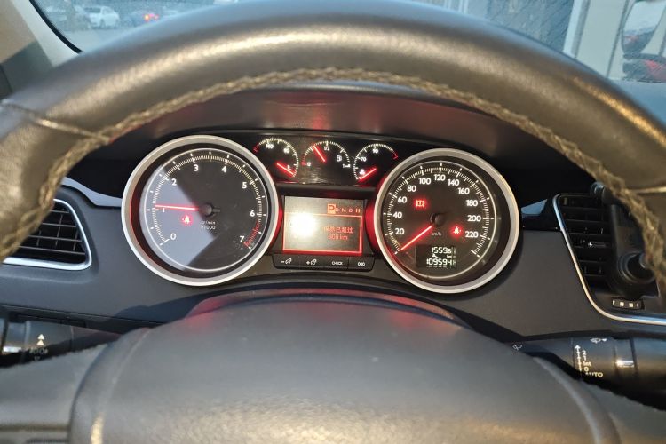 标致508 2012款 2.0L 自动智享版中控内饰14