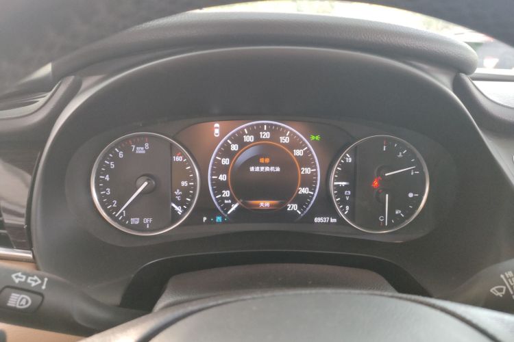 别克 君越 2018款 20T 豪华型中控内饰14