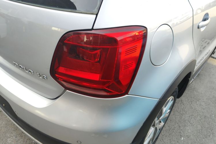 大众 2014款 1.6L Cross Polo 自动车身外观9