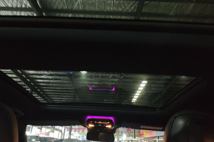 奔驰C级 2022款 改款 C 260 L 运动版中控内饰22