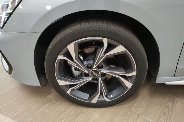 奥迪A3 2025款 Sportback 35TFSI 飞驰尊享型车身外观6007