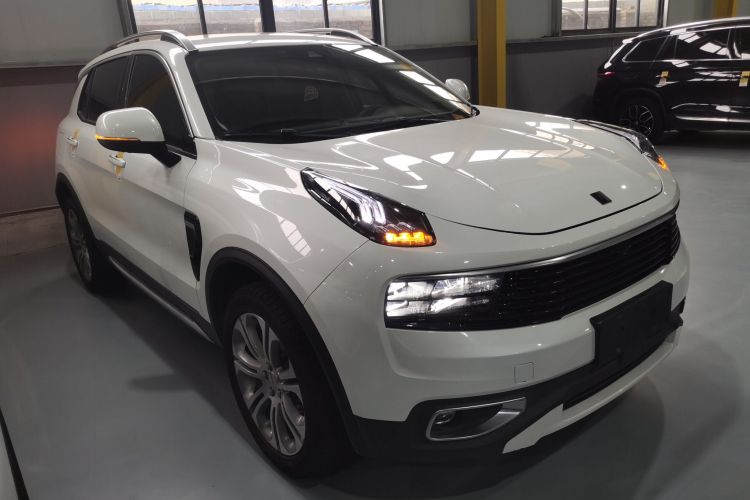 领克01 2019款 2.0T 两驱型Pro版 国VI车身外观3