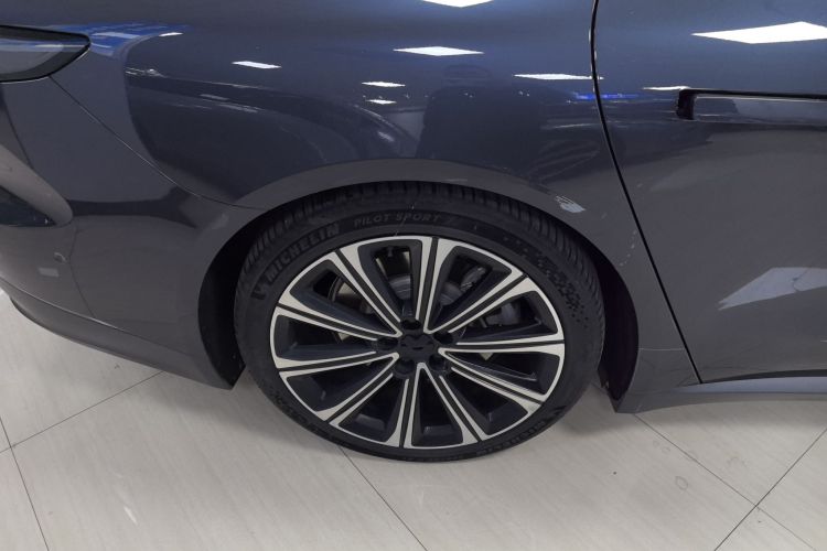 蔚来ET7 2023款 75kWh车身外观6008