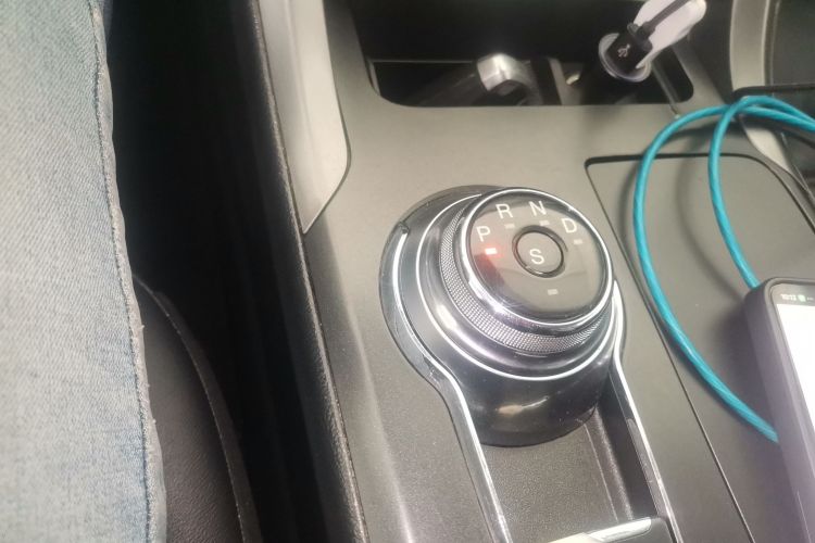 福特 蒙迪欧 2017款 EcoBoost 180 时尚型中控内饰18