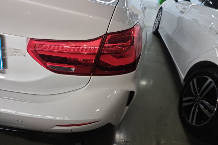 宝马1系 2021款 125i M运动曜夜版车身外观9