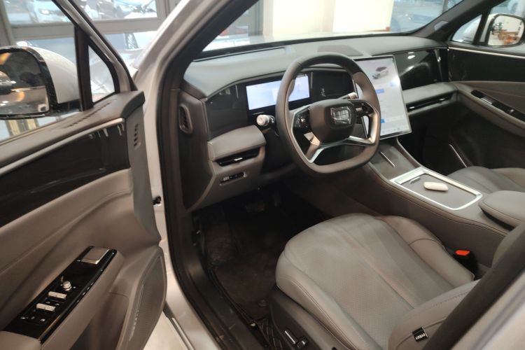 吉利银河 银河L7 2025款 EM-i 115km 远航版中控内饰20