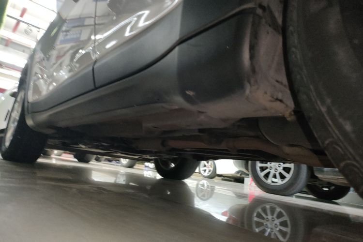 Jeep 指南者 2020款 220T 自动精英版局部细节9002