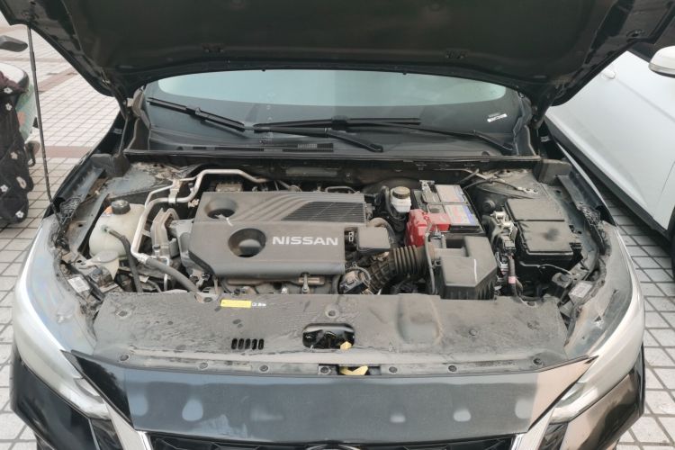 日产 轩逸 2020款 1.6L XL CVT悦享版机舱底盘24