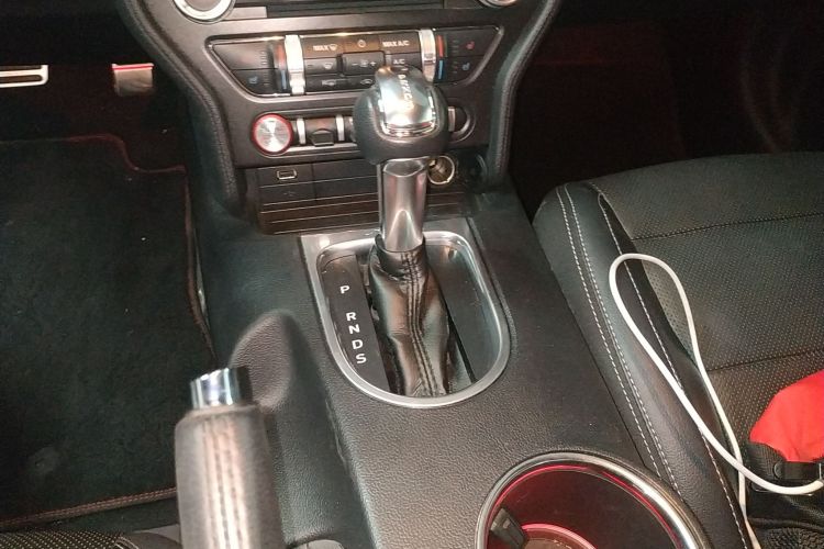 福特 Mustang 2021款 2.3T EcoBoost中控内饰18