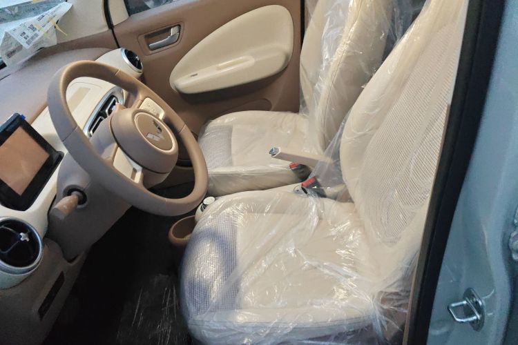 五菱汽车 宏光MINIEV 2025款 四门版 进阶款中控内饰19