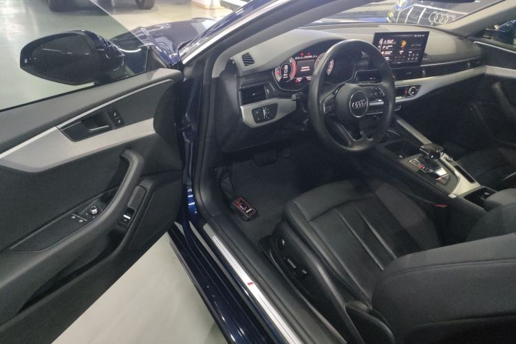 奥迪A5 2021款 Coupe 40 TFSI 时尚动感型中控内饰7003