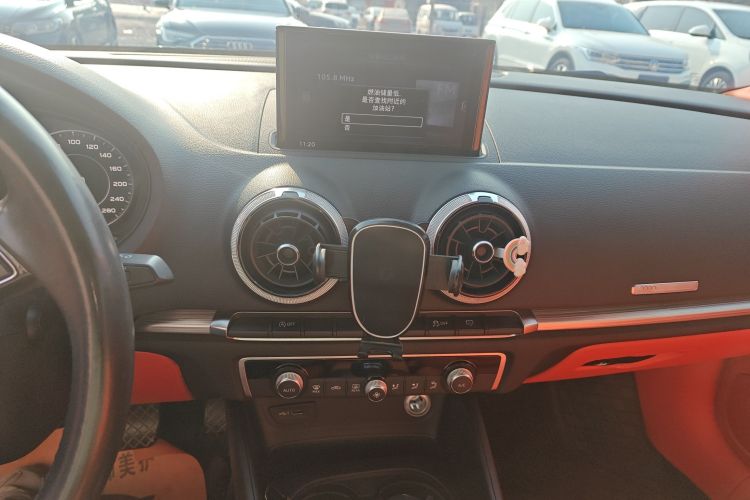 奥迪A3(进口) 2017款 Cabriolet 40 TFSI中控内饰16