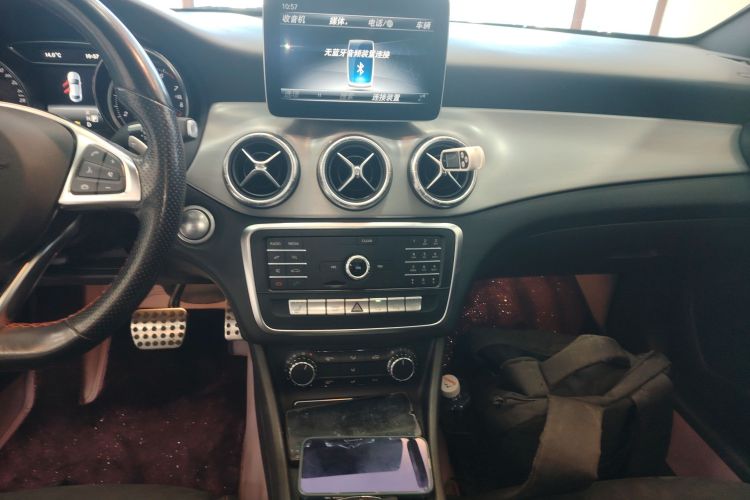 奔驰CLA 2019款 CLA 220 4MATIC局部细节16