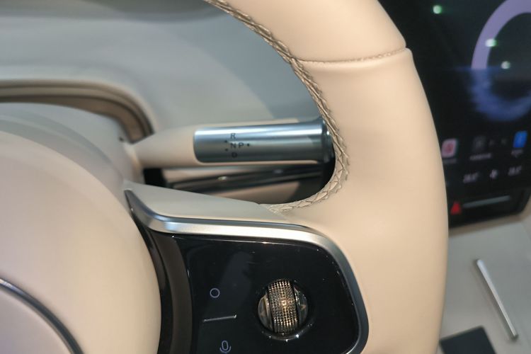 鸿蒙智行 智界R7 2024款 纯电 736km UItra局部细节18