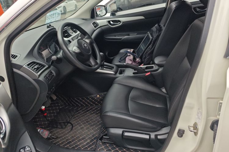 日产 轩逸 2021款 经典 1.6XE CVT专享版中控内饰19