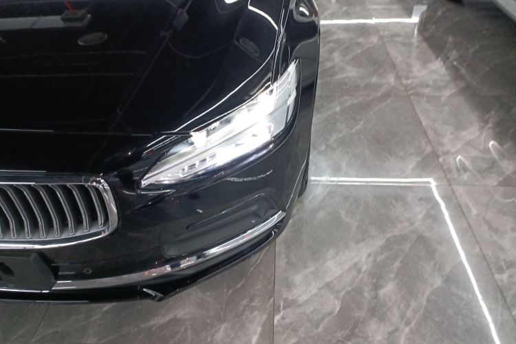 沃尔沃S90 2024款 B5 智逸豪华版局部细节36