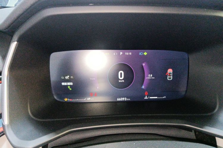 领克06 2020款 1.5T 耀Halo中控内饰14