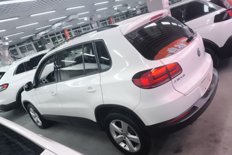 大众 途观 2013款 1.8TSI 自动两驱舒适版车身外观4