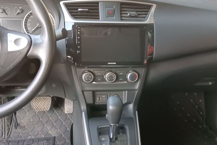 日产 轩逸 2022款 经典 1.6XE CVT舒适版中控内饰16