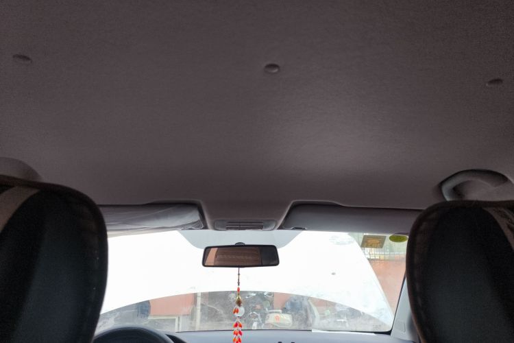 中华V3 2016款 1.5L 手动舒适型局部细节22