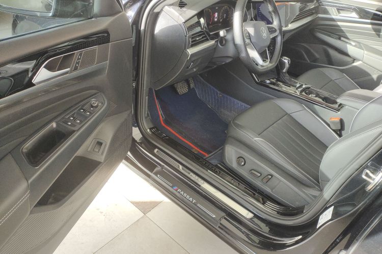 大众 帕萨特 2022款 330TSI 精英版 定制版中控内饰20