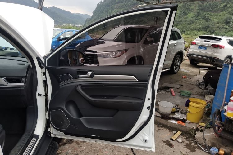 哈弗H6 2018款 红标 运动版 1.5T 自动两驱精英型中控内饰42