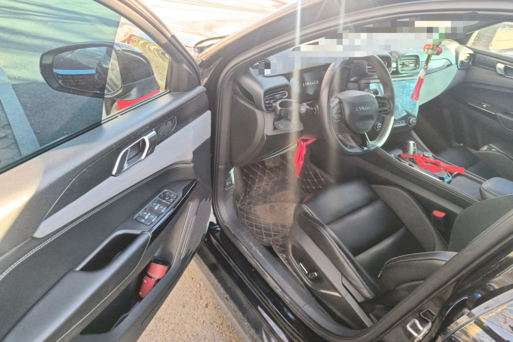 领克03 2022款 1.5TD DCT劲Plus中控内饰20