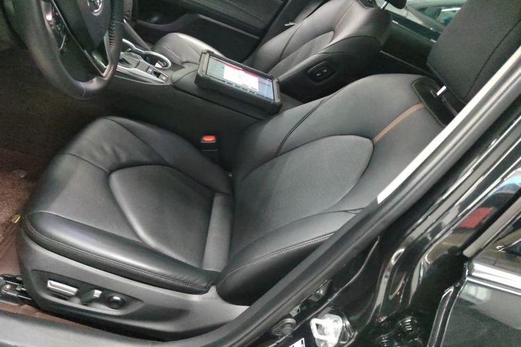 丰田 凯美瑞 2023款 2.0G 豪华版局部细节19