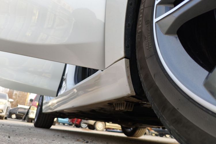 宝马1系 2020款 120i 时尚型局部细节9001