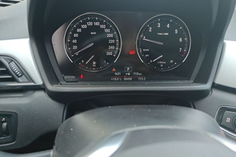 宝马X1 2018款 sDrive18Li 时尚型中控内饰15