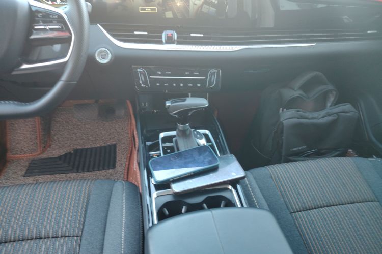 奔腾B70 2022款 第三代 1.5T 自动乐享型局部细节18