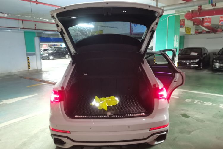 奥迪Q3 2024款 40 TFSI 时尚动感型局部细节23