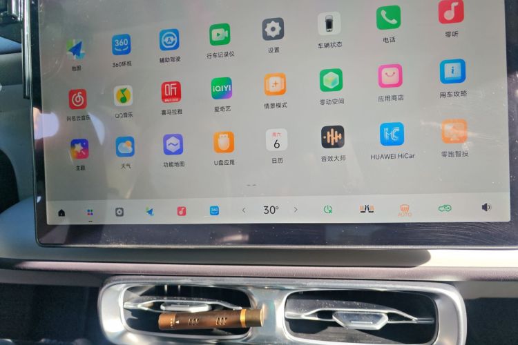 零跑汽车 零跑B01 2025款 650悦享版中控内饰16