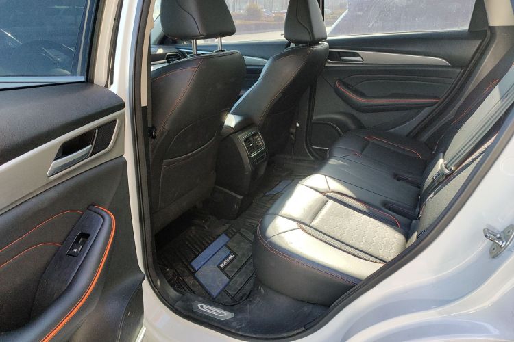 哈弗F7 2021款 2.0T 两驱i动中控内饰21