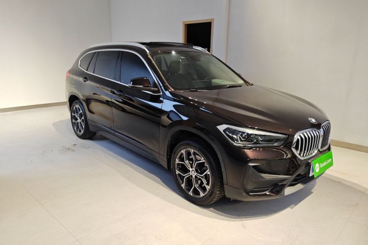 宝马X1 2021款 sDrive25Li 领先型车身外观3