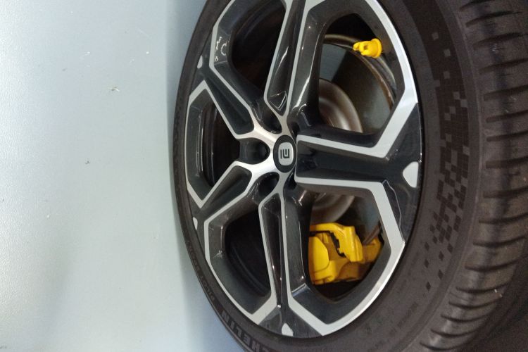 小米汽车 小米SU7 2024款 四驱超长续航高阶智驾Max版车身外观6008