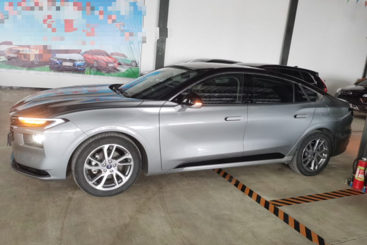 福特 蒙迪欧 2022款 改款 EcoBoost 245 豪华型车身外观4