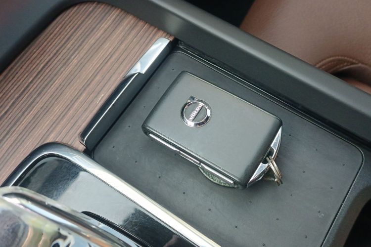 沃尔沃XC60 2023款 B5 四驱智远豪华版中控内饰11