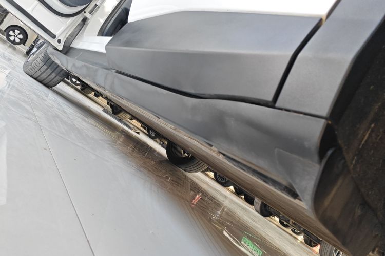 ARCFOX极狐 极狐 阿尔法T5(ARCFOX αT5) 2025款 630 神行版局部细节9002