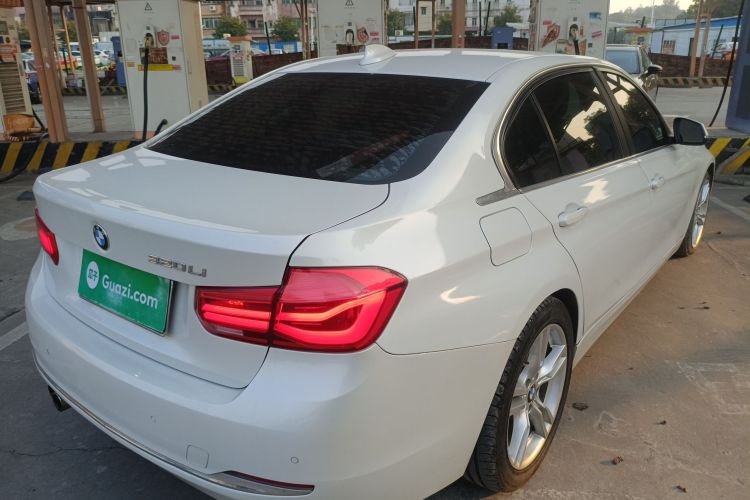 宝马3系 2017款 320Li 时尚型车身外观7