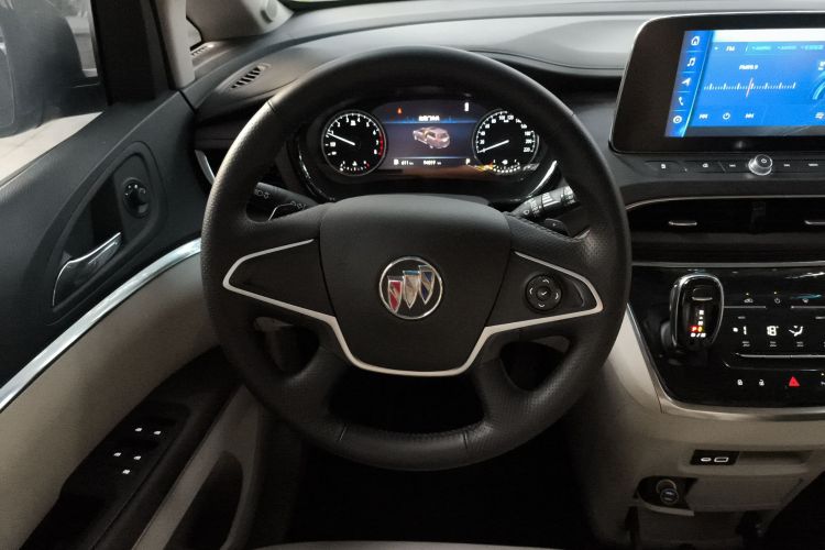 别克GL8 2023款 陆上公务舱 舒适型中控内饰13