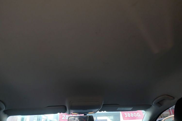 大众 2018款 途安L 280TSI 手动风尚版局部细节22