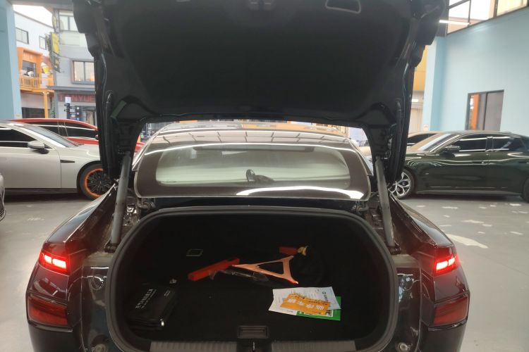 小鹏P7 2023款 P7i 702 Pro局部细节23