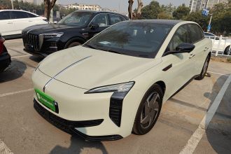 红旗EH7 2025款 690 智选版