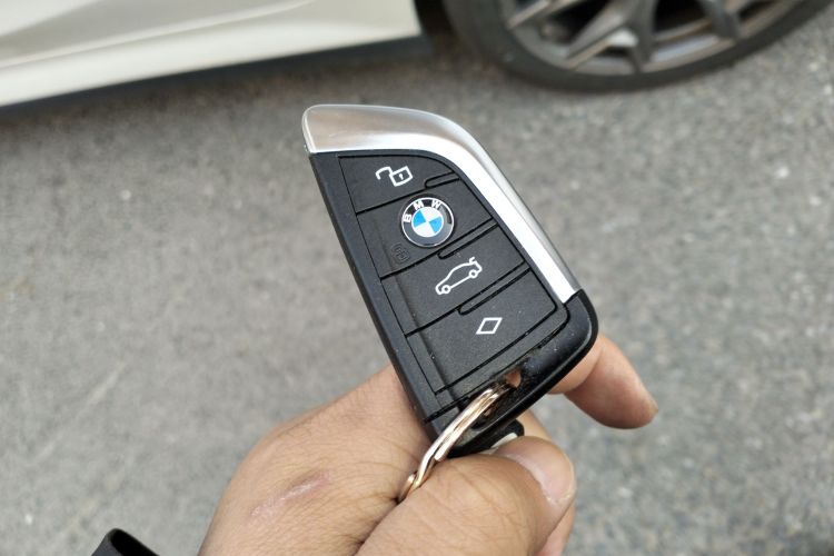 宝马i3 2024款 eDrive 35 L中控内饰11