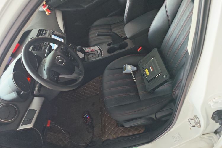 马自达3星骋 2015款 两厢 1.6L 自动精英型中控内饰19