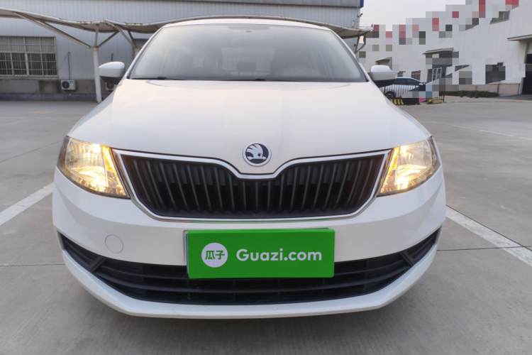 斯柯达 昕锐 2018款 1.4L 手动标准版车身外观2