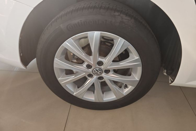 大众 朗逸 2017款 1.6L 手动舒适版车身外观6002