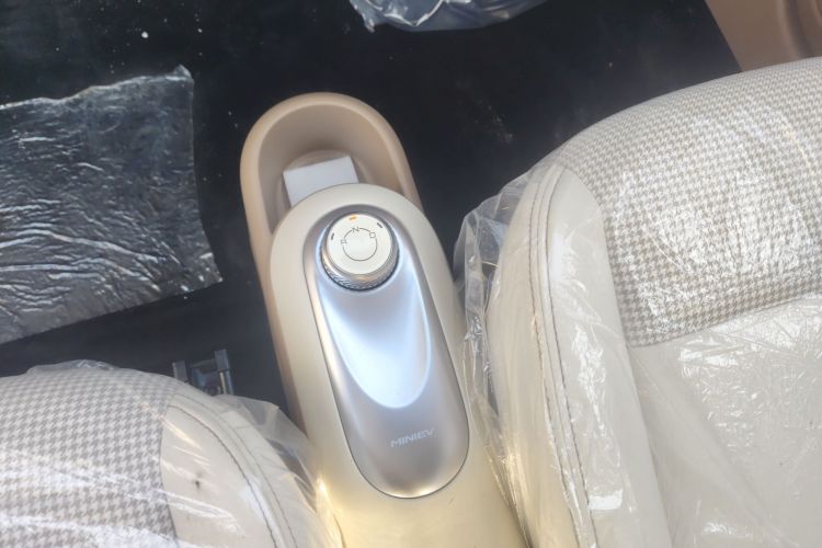 五菱汽车 宏光MINIEV 2025款 四门版 进阶款局部细节18